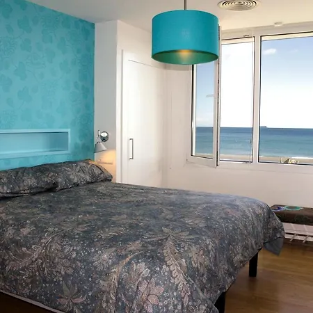 아파트 Apartamento Unico En La Carihuela *